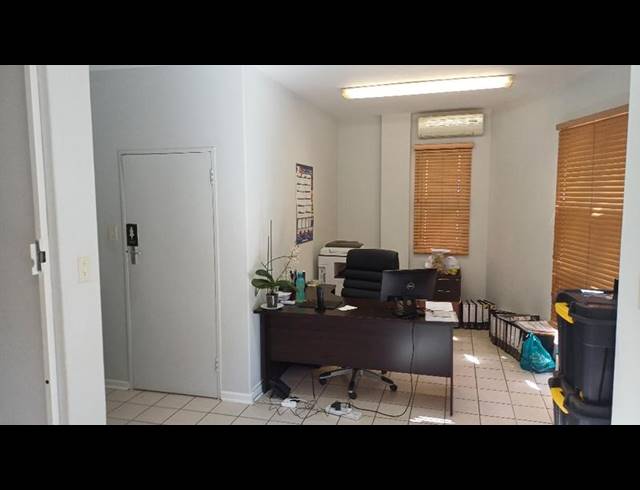 INDUSTRIAL FOR SALE IN ROOIHUISKRAAL